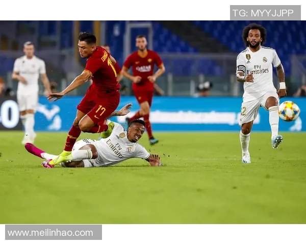 巴塞罗那与塔拉戈纳友谊赛精彩对决展现足球魅力与团队精神 巴塞罗那与塔拉戈纳友谊赛精彩对决展现足球魅力与团队精神